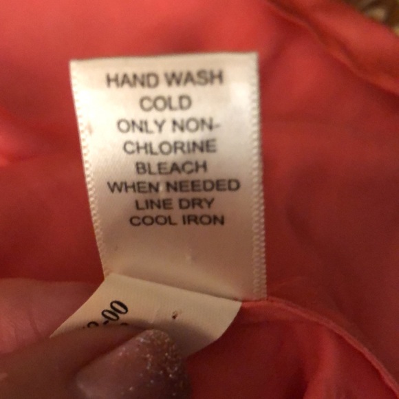 Adorable cami on own or under blazer - Picture 5 of 5